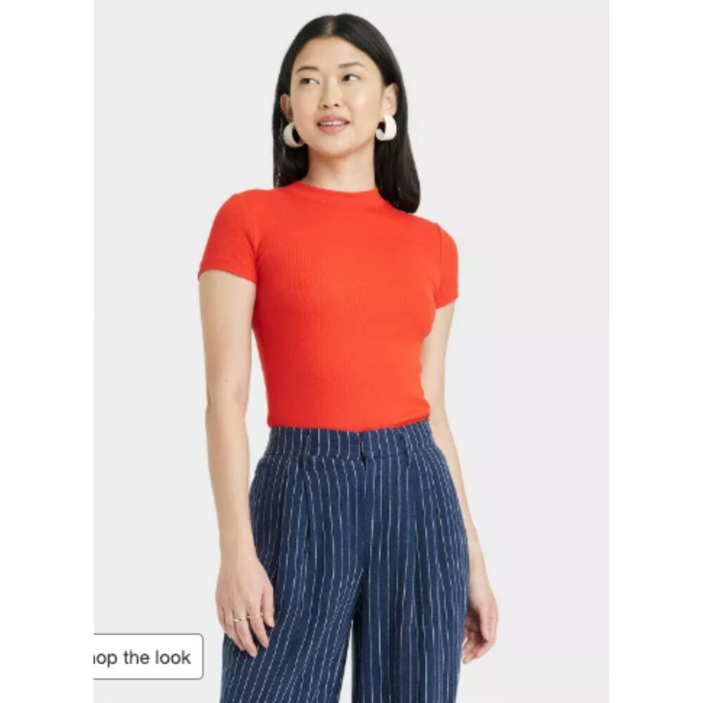 A New Day - Ribbed Tshirt - M